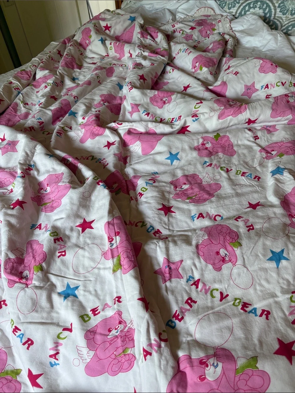 Vintage Pink Fancy Bear Printed Kids Quilt with ruffled quilted edges
